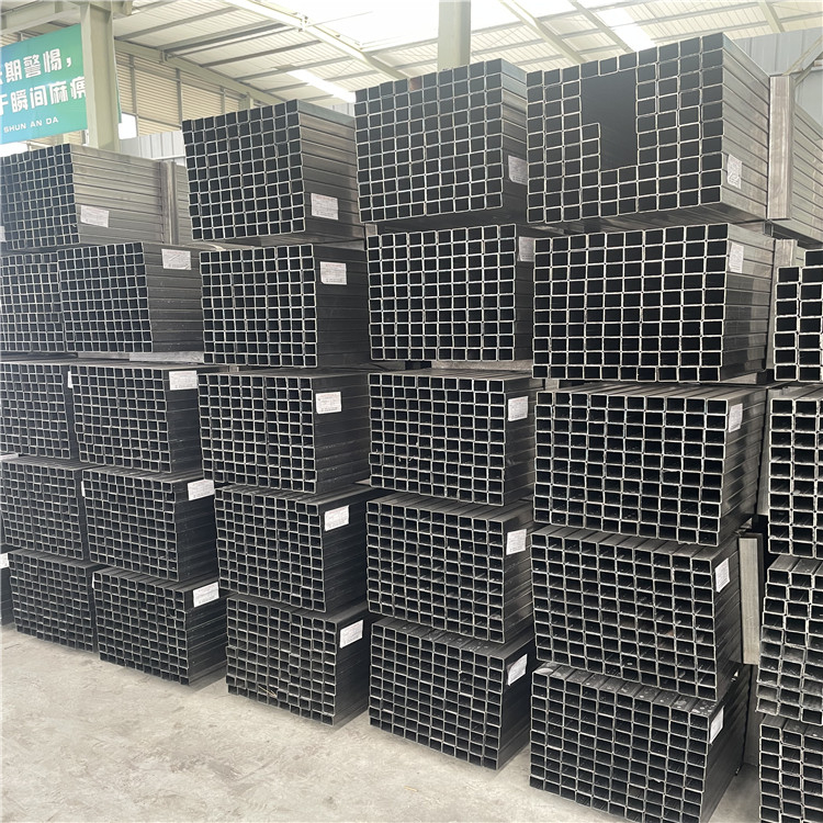 700L方矩管現(xiàn)貨庫存